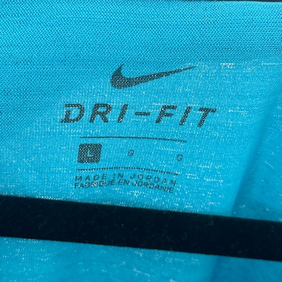 Nike Blue Dri-Fit Tank Size Large Runner Athletic Sports Workout - Picture 3 of 3